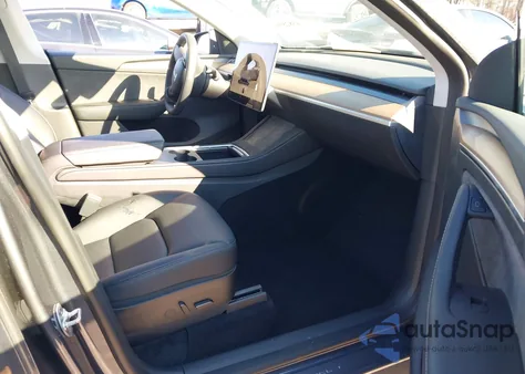 2023 Tesla Model Y Performance Dual Motor All-Wheel Drive из США, поврежденный, VIN 7SAYGDEF6PF702678